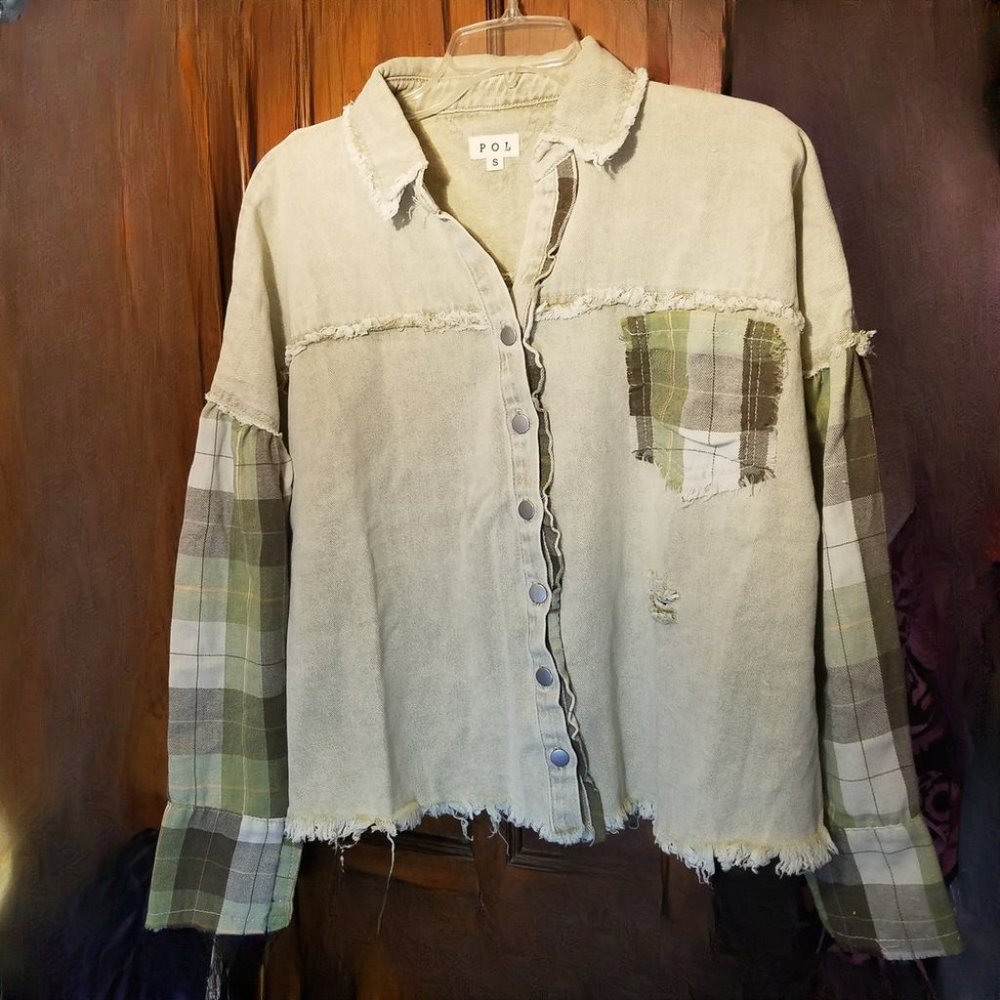 Pol Shacket Size Small - image 1